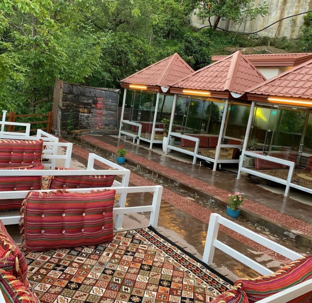 رستوران گیلار سرولات بمدیریت آقای ثباتی در چابکسر